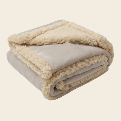 CozyNoir Home - Love Blanket